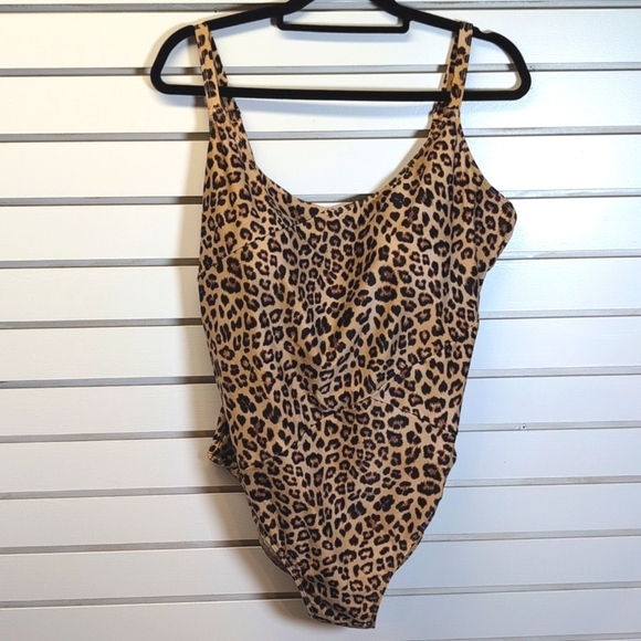 Summersalt Marina Leopard Print One Piece Swimsuit Size 18 EUC - Picture 5 of 11
